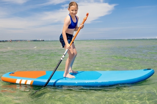 2023-camp-sunshine-coast-paddleboard