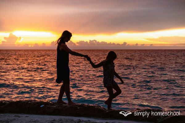 10 Things Experienced Homeschoolers Stop Worrying About: how to homeschool, how to start homeschooling in Australia, how to homeschool in NZ, how to homeschool in UK, homeschool curriculum, homeschool unit studies, homeschool primary, elementary school, hight school
